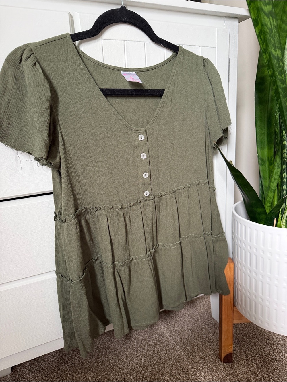 No Boundaries Olive Green Tiered V-Neck Button Front Tunic